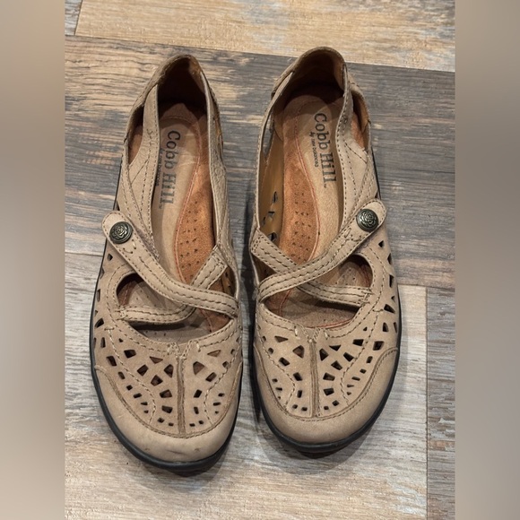 Cobb Hill by New Balance Shoes - New Balance Cobb Hill CAG13LN Pippa Criss Cross Mary Janes Women’s Size 8.5